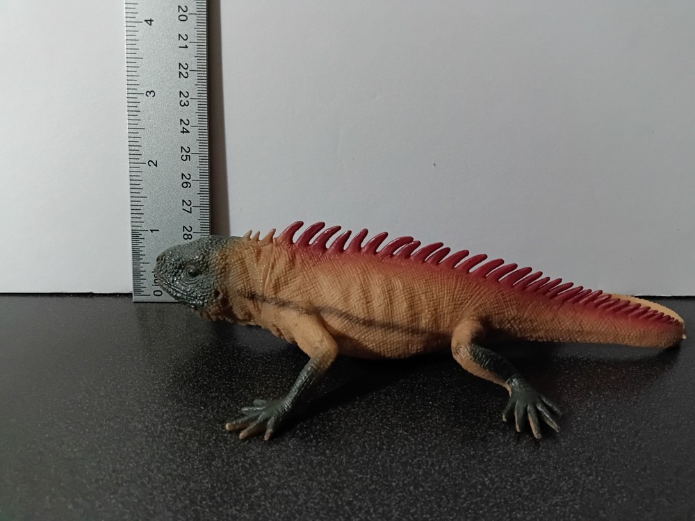 Iguana Lizard Toy Figure