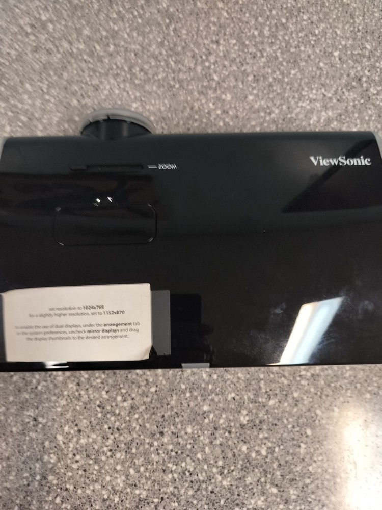 ViewSonic PJ258D Projector w/Case