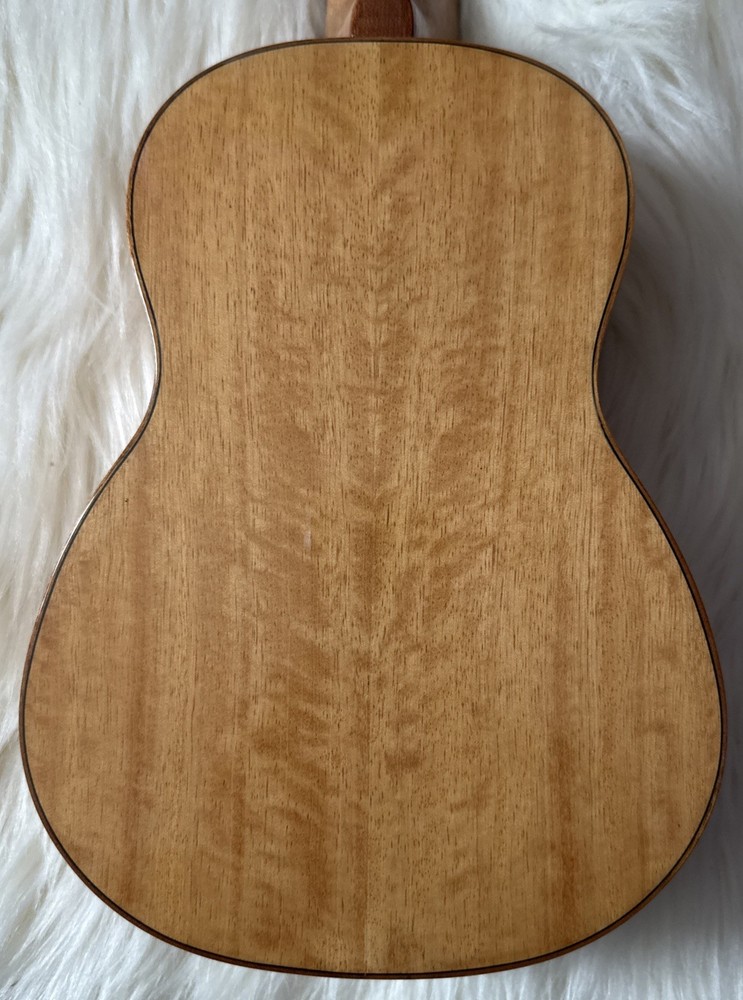 Kala KA-MSG Mango Soprano Gloss Ukulele - Aquila Strings In Excellent Condition