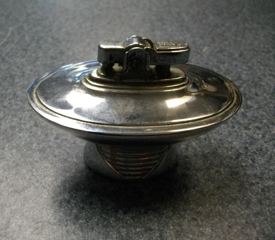 Vintage Ronson "Tempo" Chrome Table Lighter