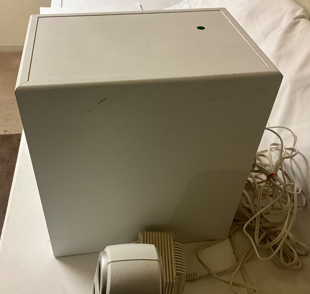 Creative I-TRIGUE L3450 White 2.1 Computer Speaker System (see video)