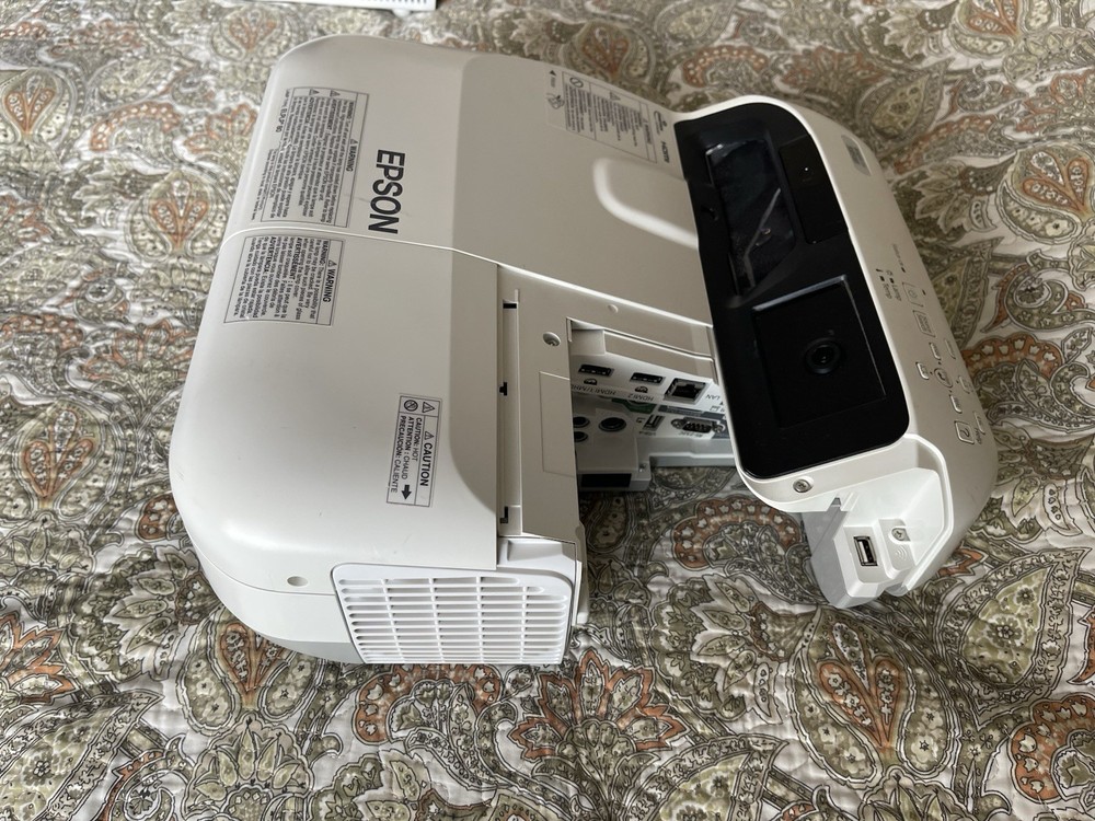 Epson BrightLink 595Wi LCD Projector 1852 Lamp Hours