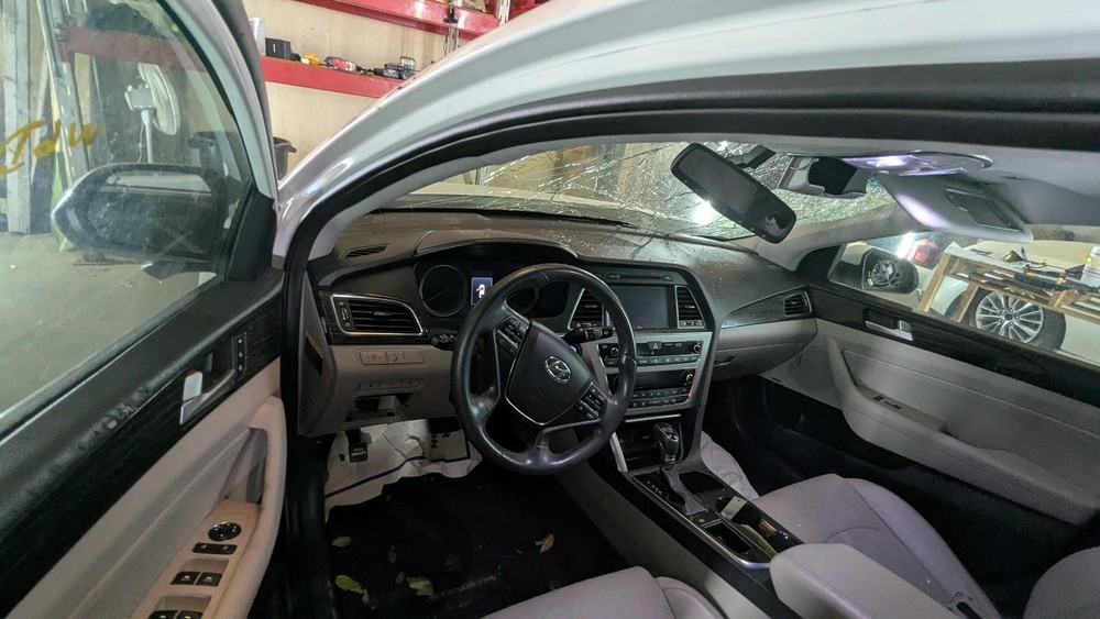 Used A/C Selector Switch fits: 2017 Hyundai Sonata w/navigation automatic temper