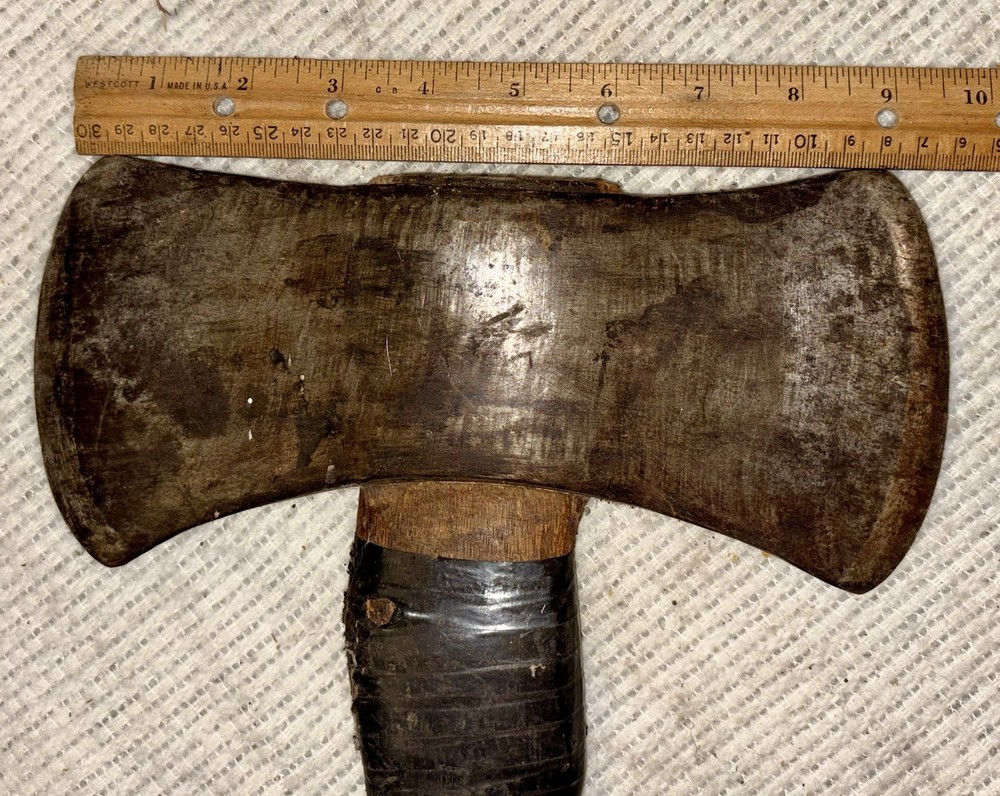 VINTAGE DOUBLE BIT WOODSMAN'S LONG HANDLE AXE