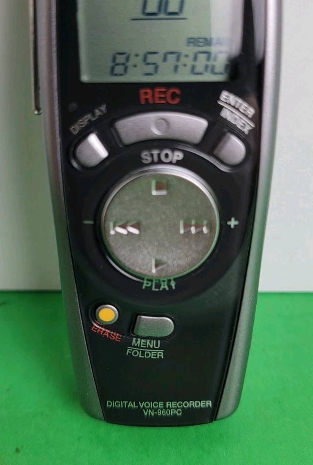 Olympus VN-960PC Handheld Digital Voice Recorder - Clean