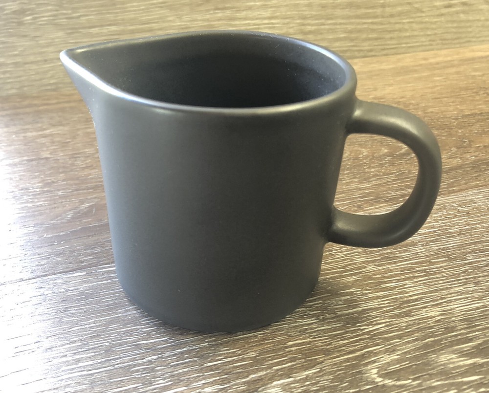 Calvin Klein Kohl Creamer ~new~