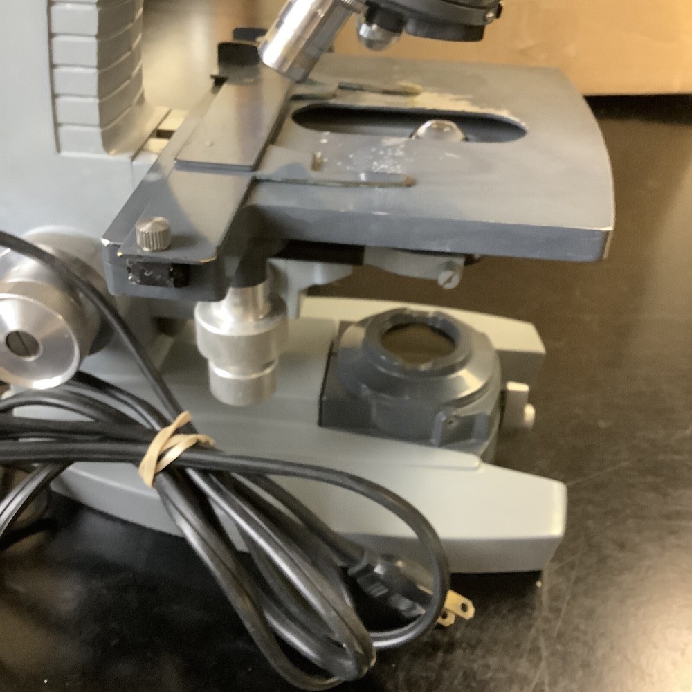 AO Spencer Binocular Microscope with Transformer