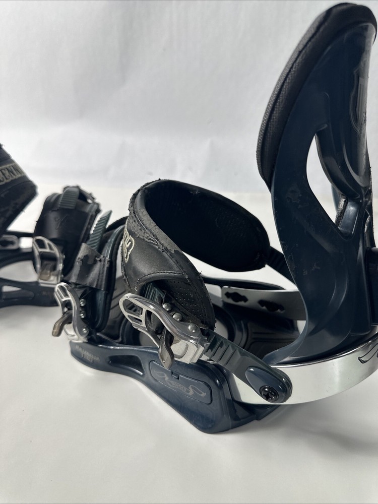 millenium 3 VORTEX snowboarding Women’s MEDIUM bindings