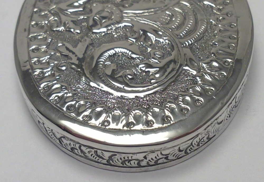 Vintage 800 Silver Trinket / Ring Box (Hand Crafted)–poss. Middle Eastern (34g)