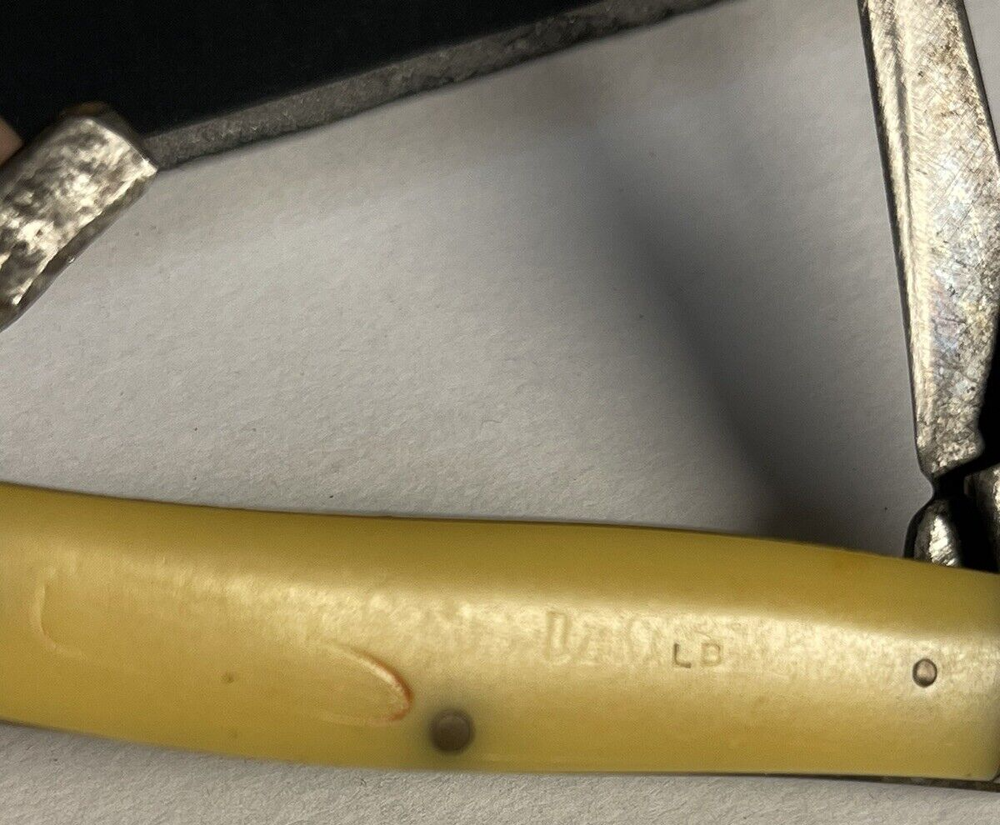Camillus Knife Dekalb Seed Corn 3 1/2" Wide