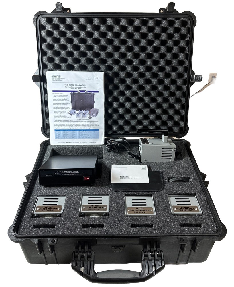 NEW Sirchie FF100 Forensic Fluorescence Light Kit - Ships FREE