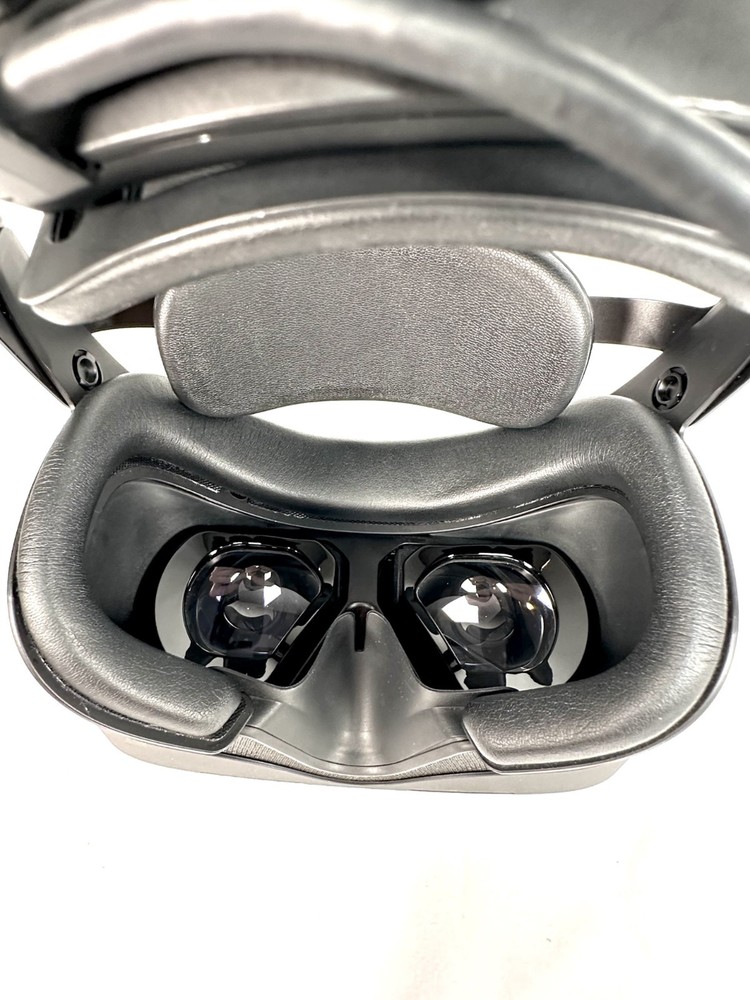 Varjo Aero VR Headset (Complete Kit) with Hard Case