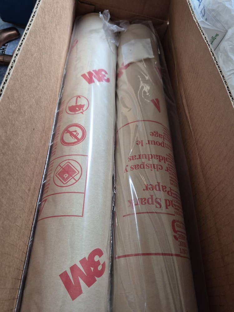 ⭐️ New 3M 05916 Welding and Spark Deflection Paper 2 Rolls 24" x 150' Each ⭐️