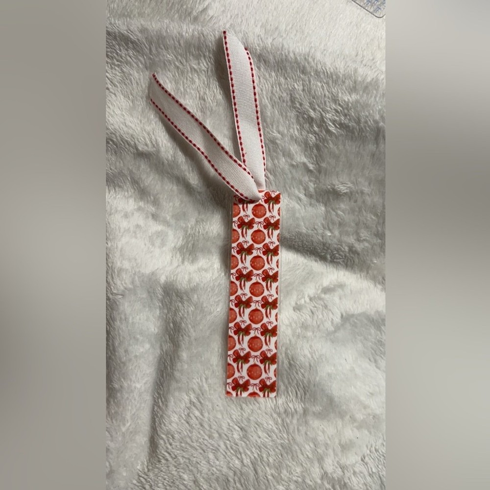Red bows and ornaments bookmark