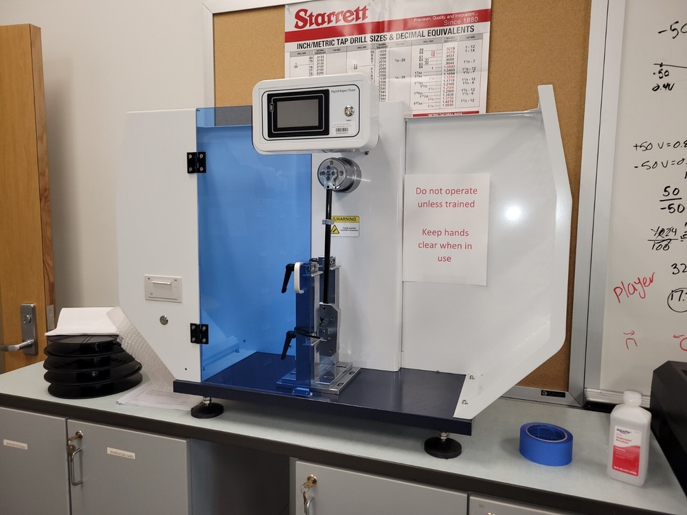 Plastic Impact Testing Machine Charpy and Izod ( Digital Display)