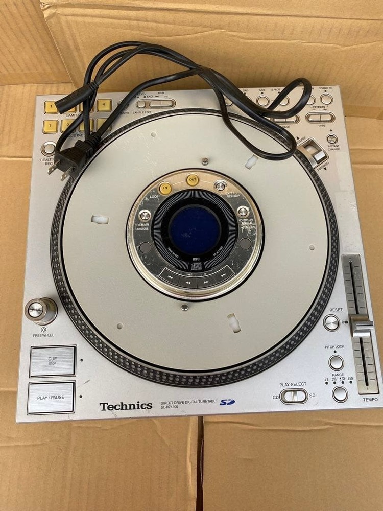 Technics SL-DZ1200 Digital Turntable Power supply confirmed