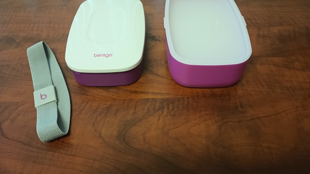 Bentgo All-in-One Stackable Lunch Bento BentGo Box Purple. 