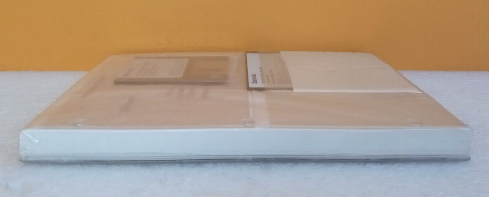Tektronix 070-8318-03 TDS Family Digitizing Oscilloscopes Programmer Manual.