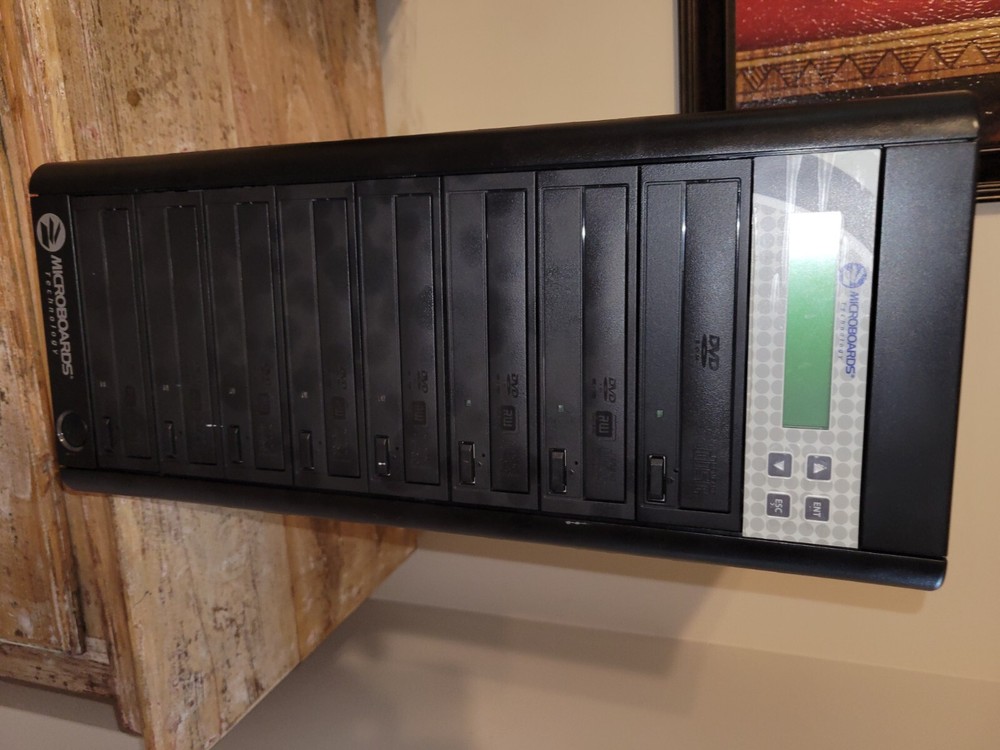 Microboards technology 8 bay CD/DVD Burner