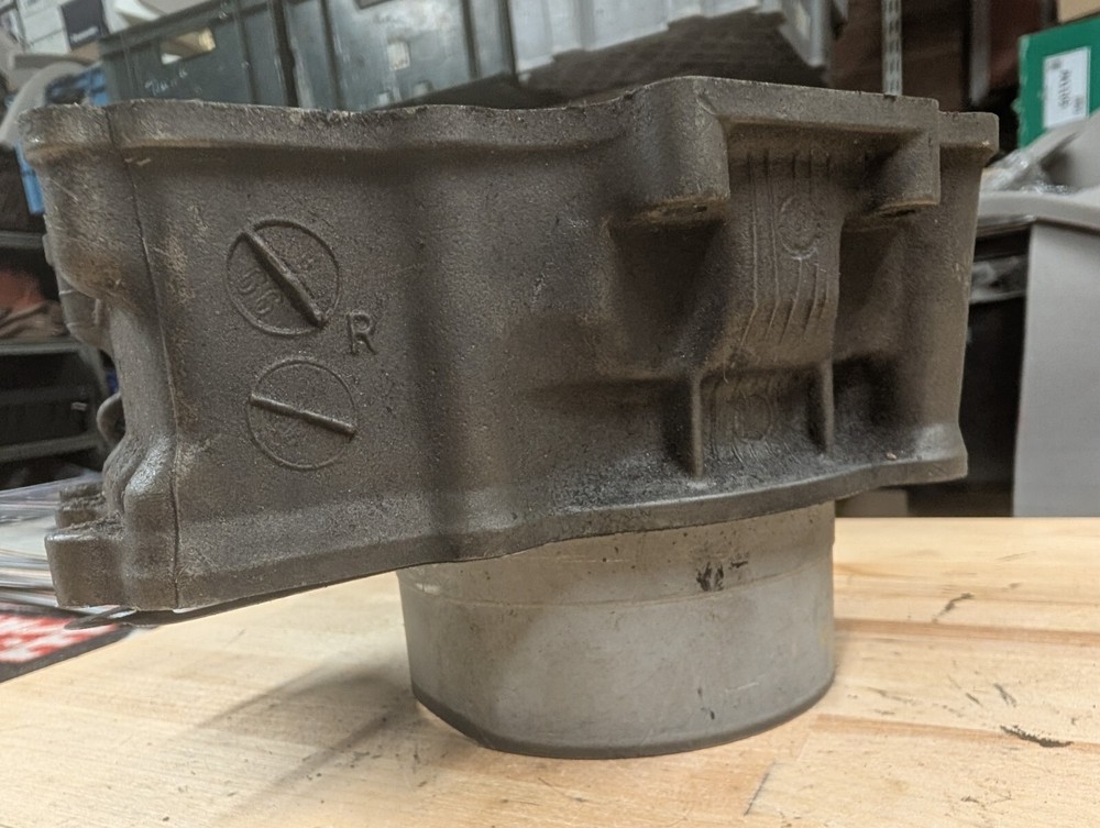Cagiva Raptor 1000 Right Engine Cylinder #WG35