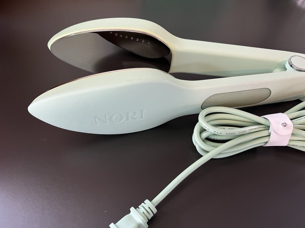 Nori press steam iron - green