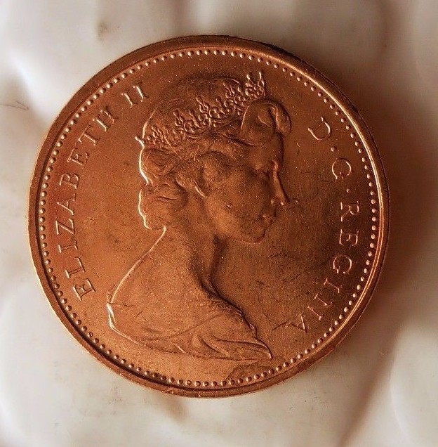 1966 CANADA CENT - AU/UNC RED - From Mint Roll - BARGAIN BIN #AAA