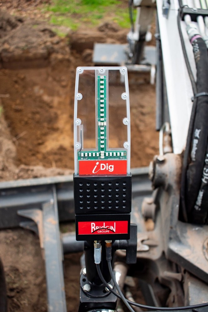 NEW iDig XD610 Touch 2D Excavator Grade Control System w/ 7" Display