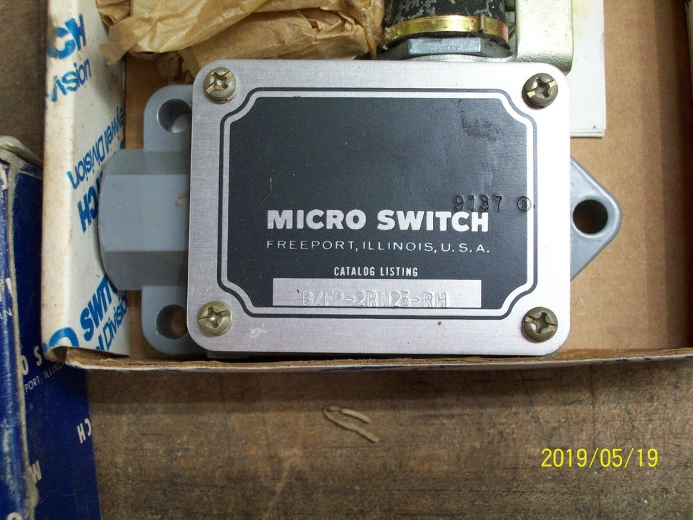 MICRO SWITCH BZF2-2RN25-RH