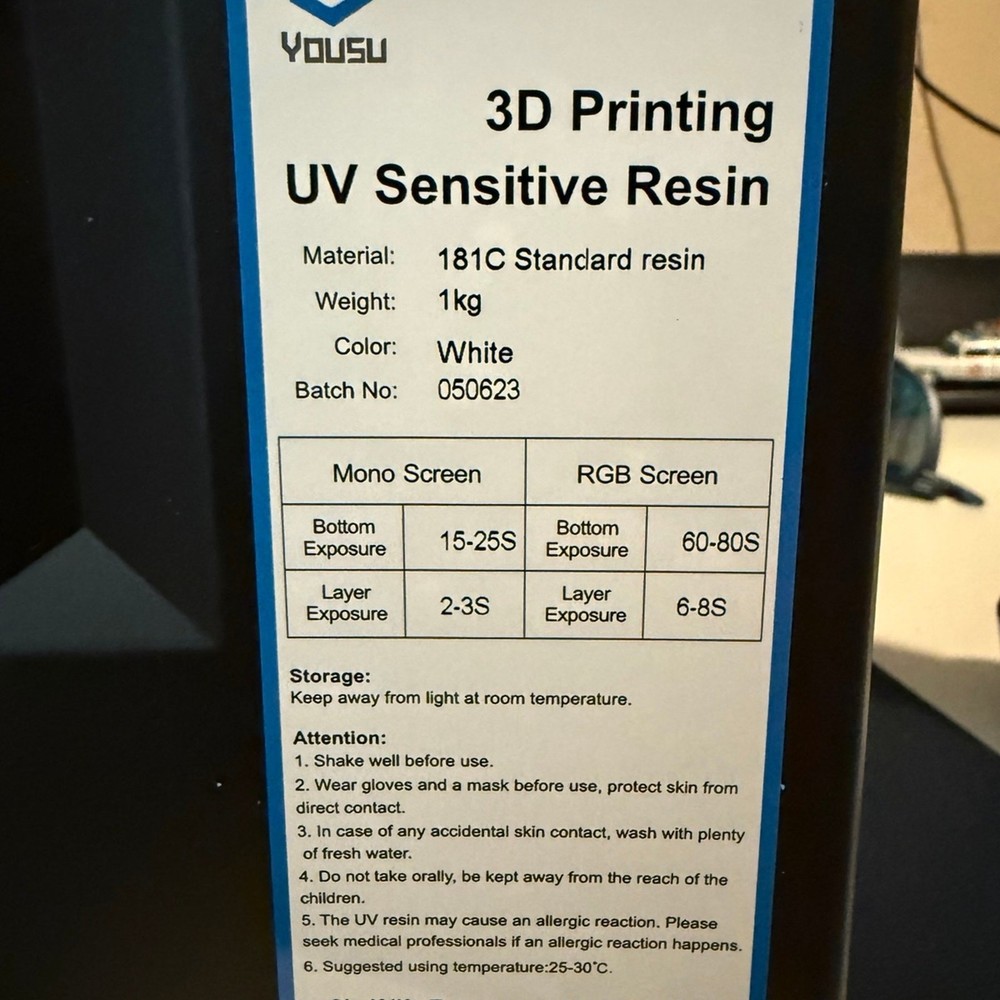 Yousu 3D Printer White Resin Bottles (4)