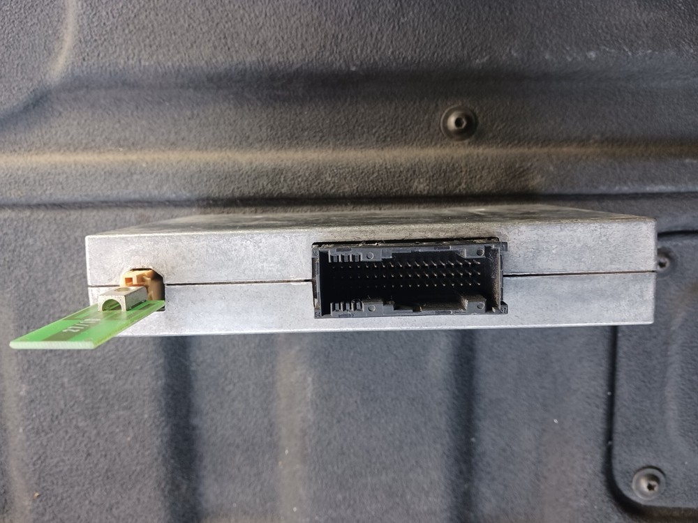 Audi R8 GPS Navigation Control Module Telephone Interface. 8P1 862 336 8P1862336