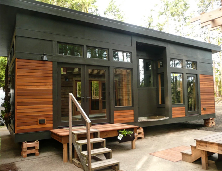 Brown 40 Ft 2 Bedroom Tiny Home