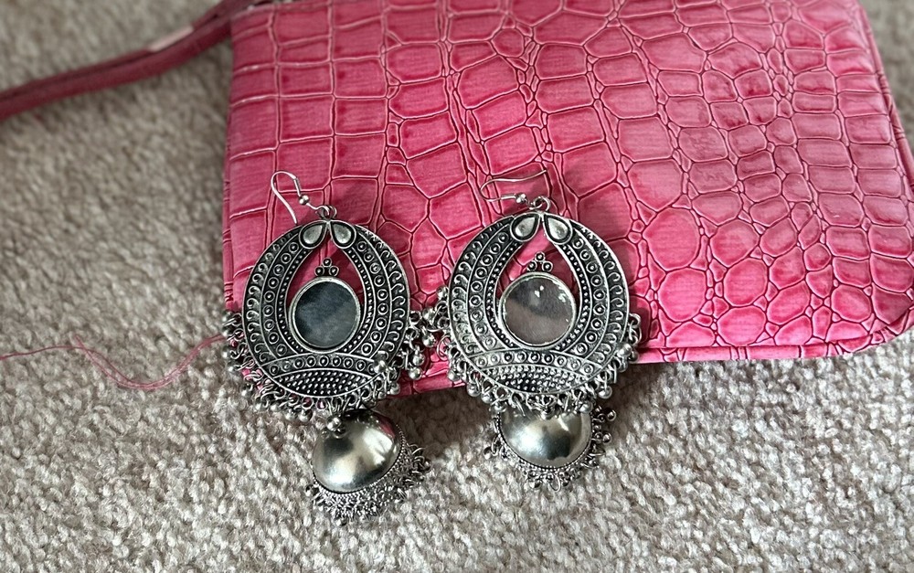 Antique Earrings - 2026