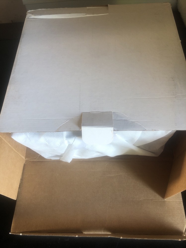 STI-7523 Protective Cabinet