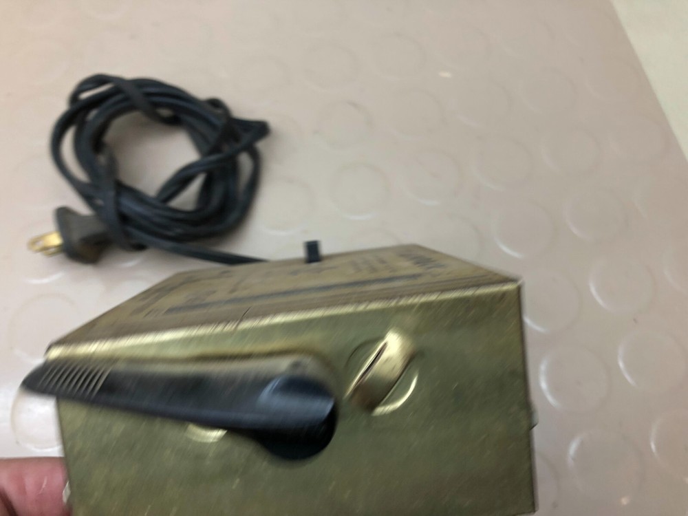 MRC Trainpack Model 100 HO Gauge Hobby Transformer - Untested
