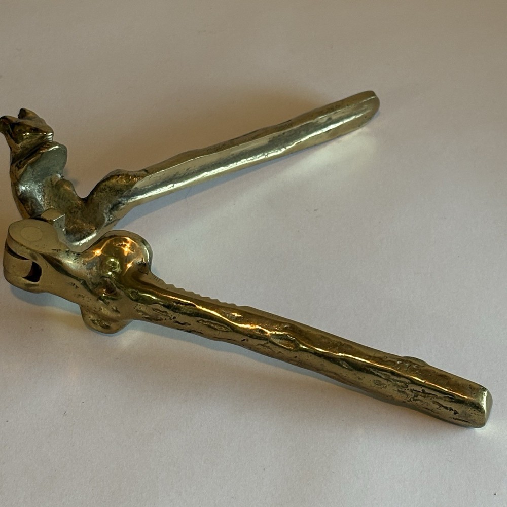 Vintage 5 1/2" SQUIRREL Golden SOLID BRASS Nut Cracker OLD