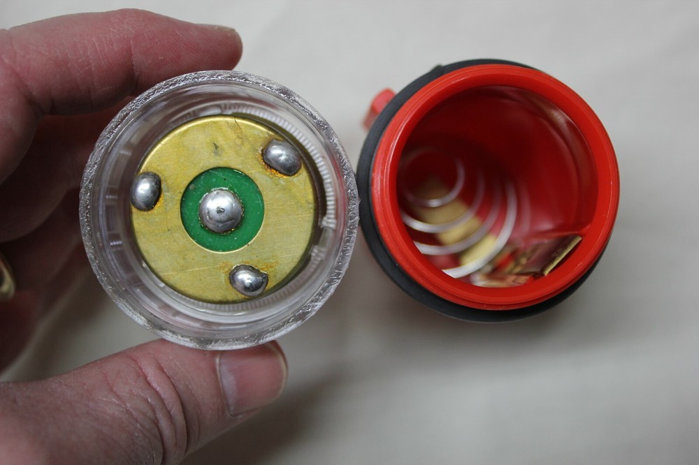 Emergency DISTRESS MARKER STROBE LIGHT New D cell