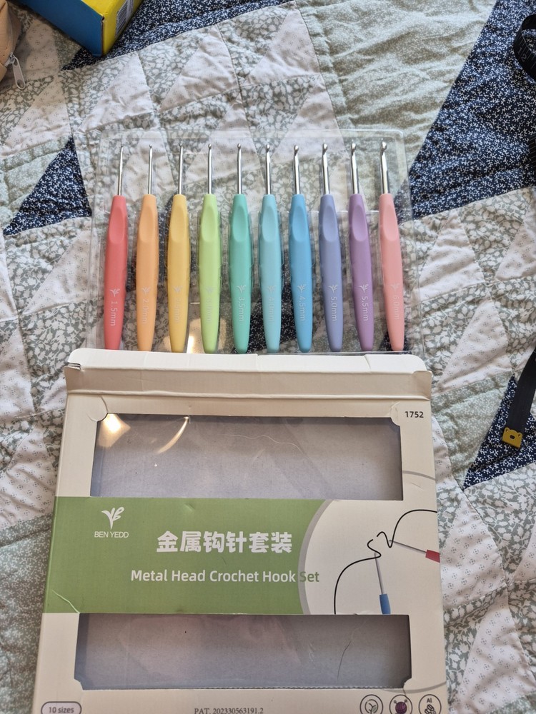 Crochet Hooks Set