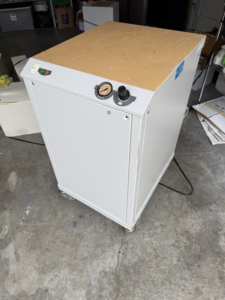 Ekom DK50 2VS/M Air Compressor W/ Enclosure Lab