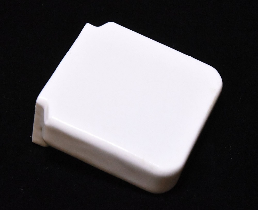 VINTAGE WHITE CERAMIC WALL MOUNT CUB HOLDER #2