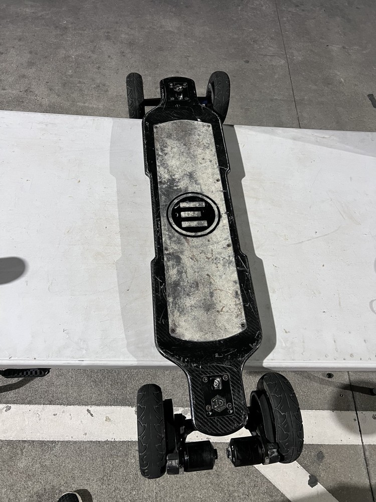 Evolve Carbon GT All Terrain Electric Skateboard