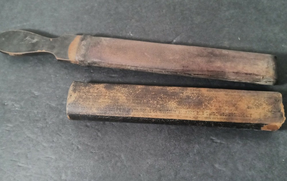 ANTIQUE VINTAGE EMERSON IMPROVED ELASTIC RAZOR STRAP STROP