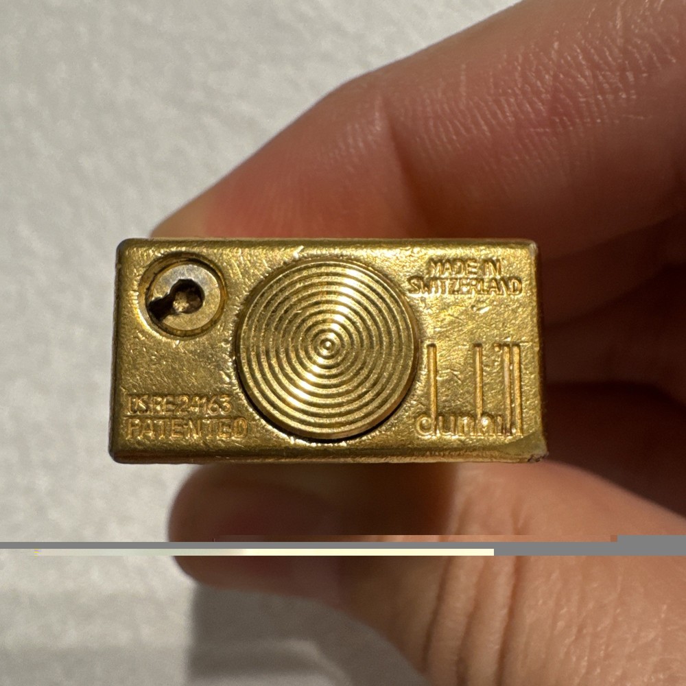 Dunhill gas lighter, gold, Swiss