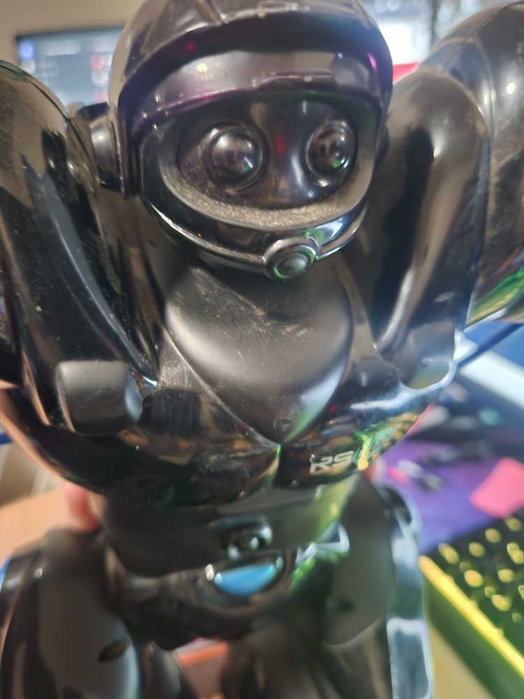 WowWee Robosapien Robot With Remote Tested And Working