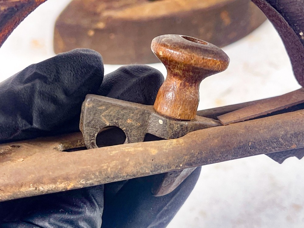 Antique Vintage Sad Flat Clothes Iron Removeable Handle # 1