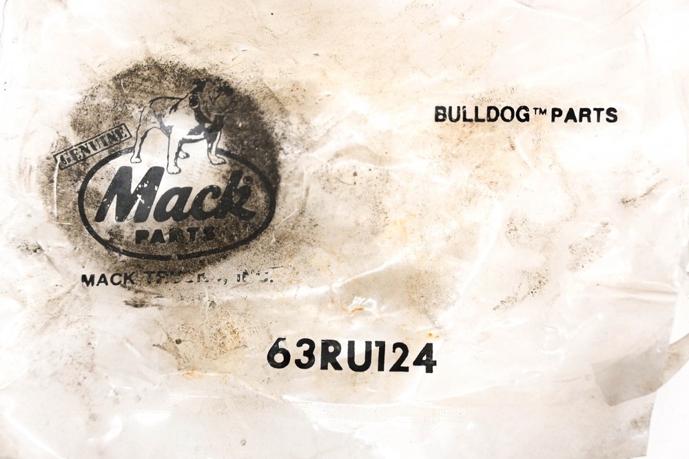 Mack 63RU124 U-Joint Connector NOS