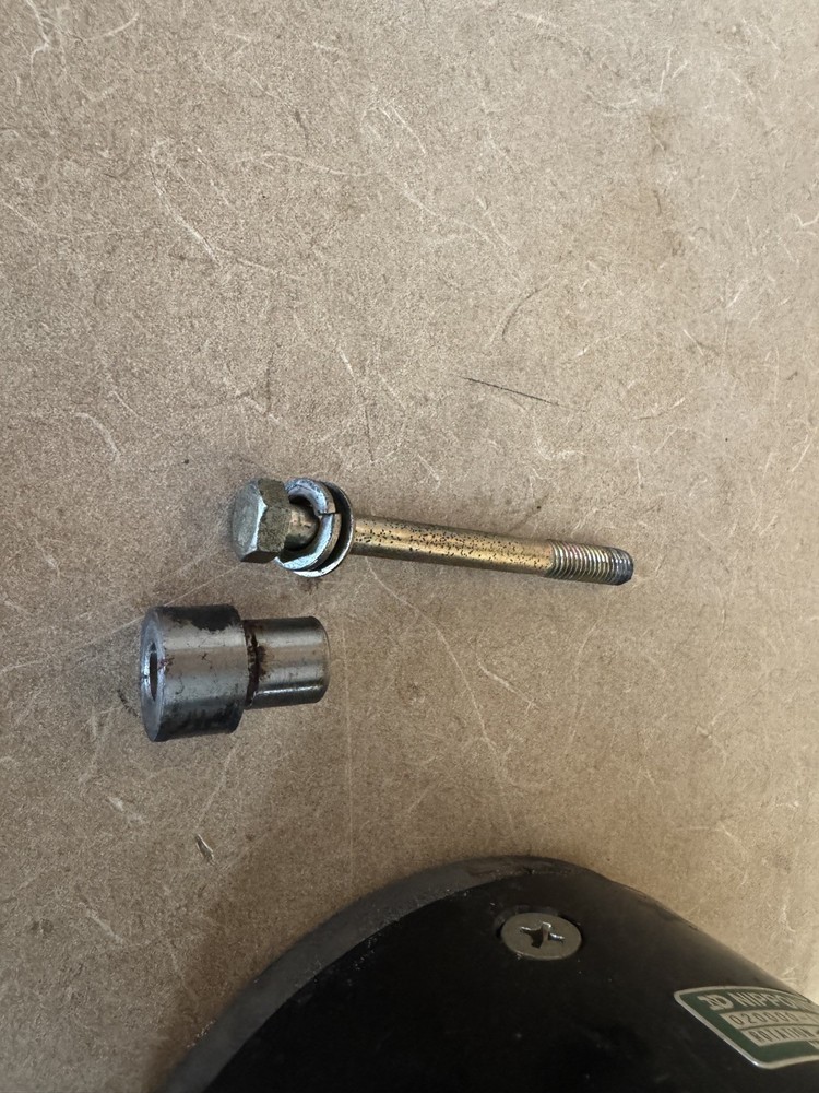 SUZUKI GT185 GENERATOR ROTOR AND POINTS