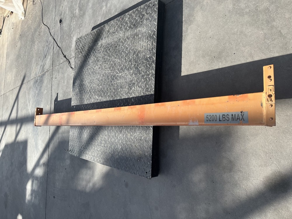 Pallet Racking Beam - 9' x 5-1/4"