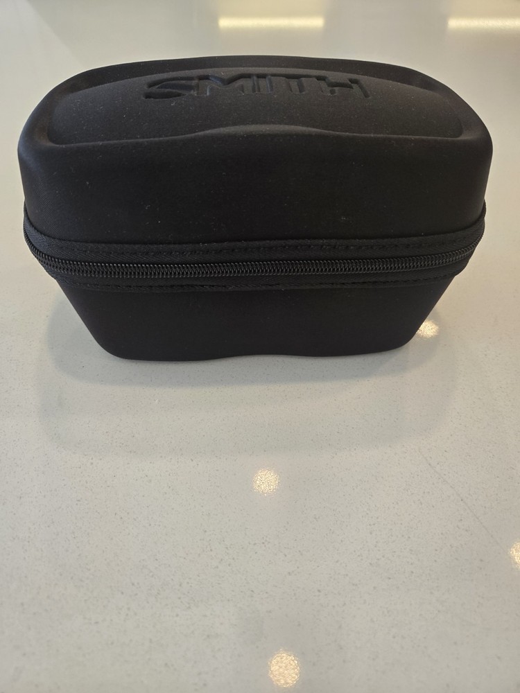 Used Smith 4D Mag Goggle Case Black Ski Snowboard Hard Soft Case