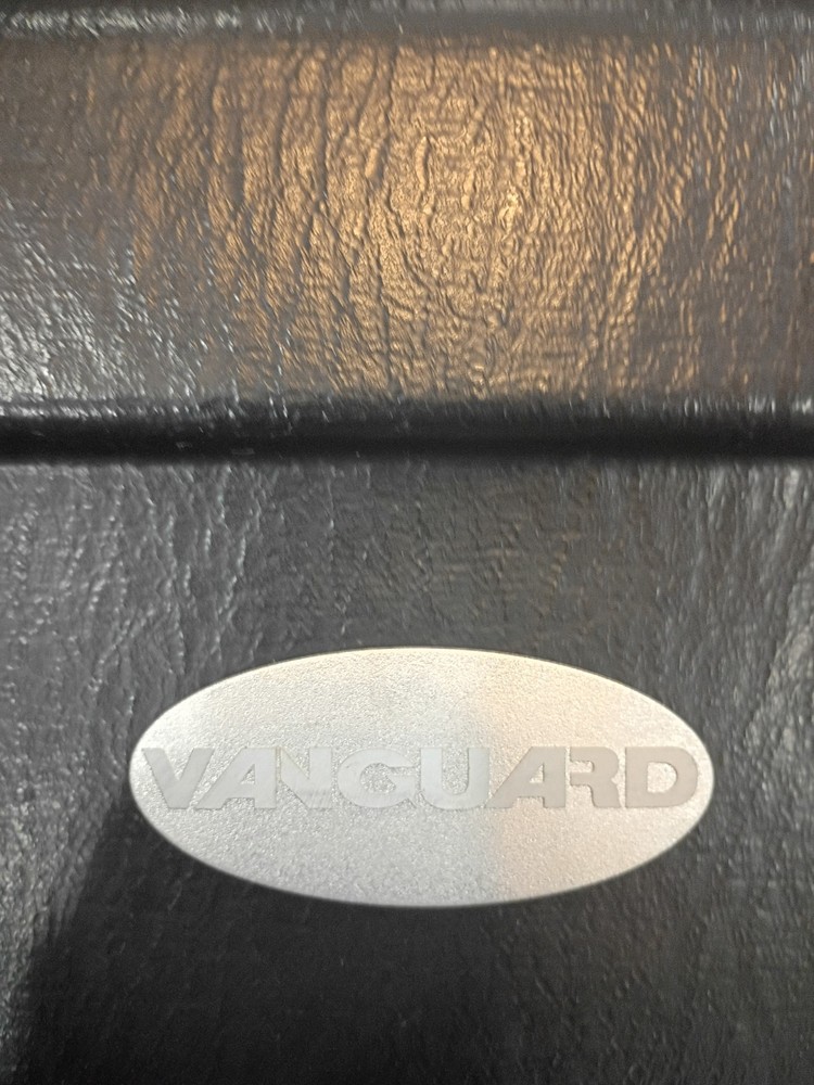 Vanguard Axiom 83C Hard Bow Case