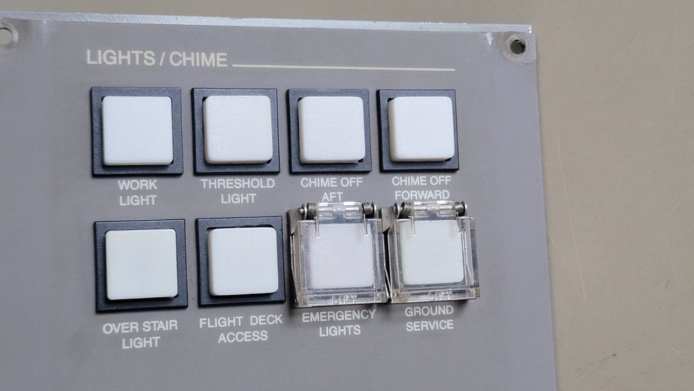 P/N: 285U0224-1 BOEING CHIME/LIGHT CONTROL LARGE MODULE